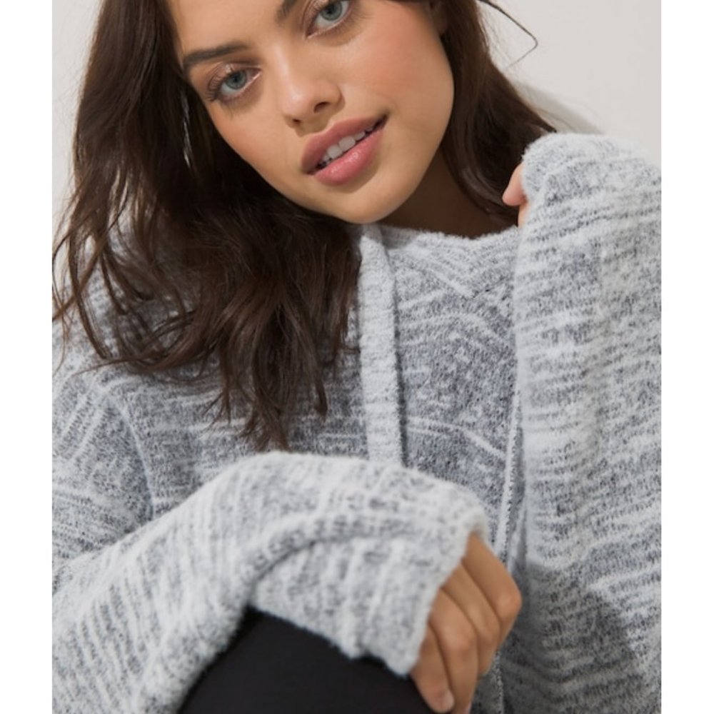 NWT Soma SOMAWKND Marshmallow Knit Hoodie Gray Ink/White M